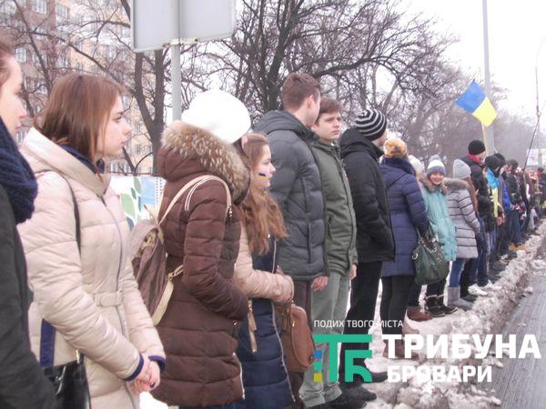 Броварчани утворять символічний «живий ланцюг» між Заходом та Сходом України