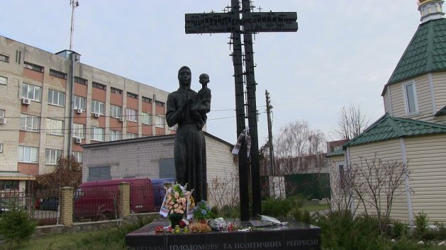 День пам’яті жертв Голодомору у Броварах: нечисленно і малопомітно…