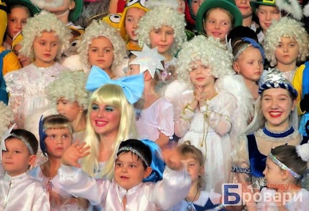 День Святого Миколая у Броварах: дитячі таланти, незмінна Багмут і дифірамби Сапожку