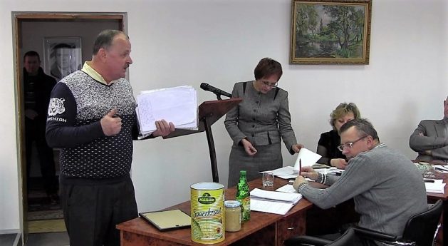 Депутати підтримали «волонтерство» Граната, але грошей не дали
