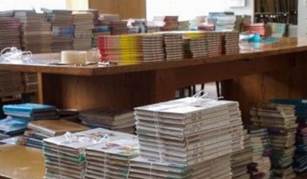 Освітянські новини: завдяки громаді школи отримали «бюджетні підручники»