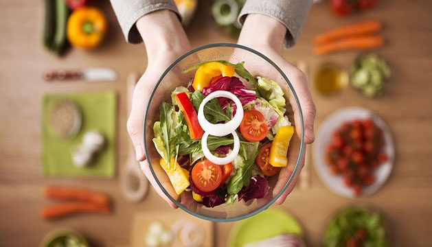 Як правильно харчуватися у спеку