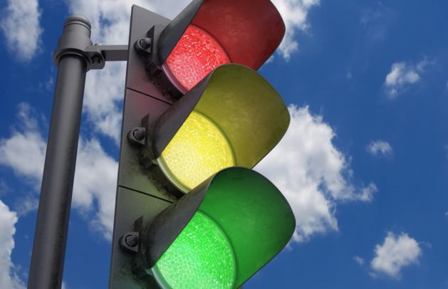 Броварчани просять врегулювати роботу світлофора на небезпечному перехресті