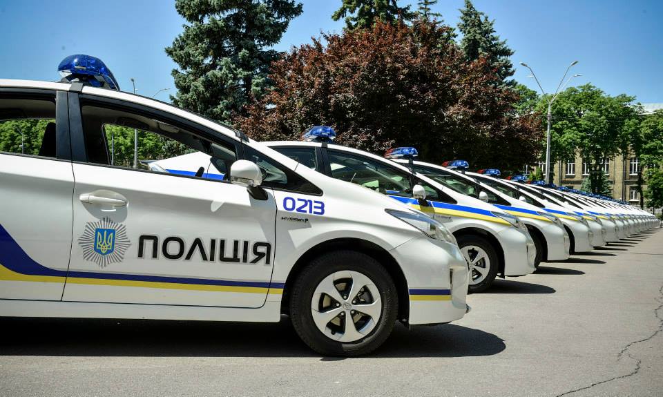 Броварські патрульні затримали п’яного водія та перехожого через підозру на зберігання наркотиків