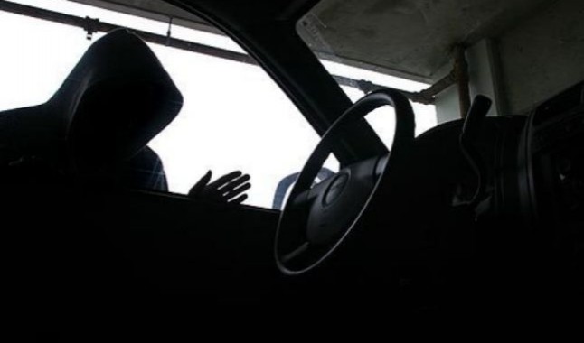 Броварська поліція спіймала викрадача автівки, який хотів розвести друзів по домівках