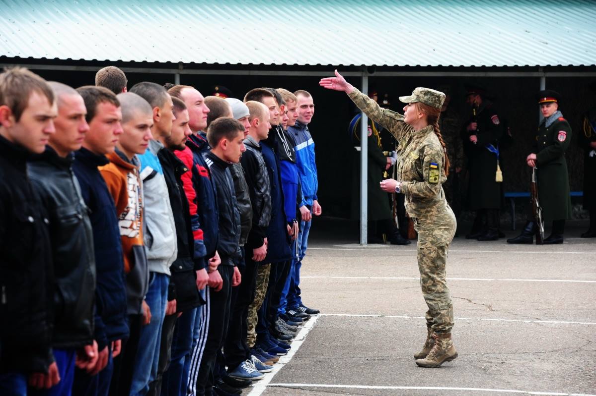 Весняний призов стартує 2 квітня. Броварські юнаки масово «відкошують» від армії