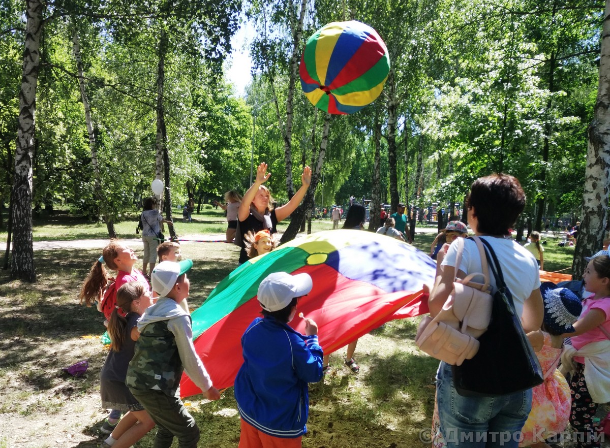 Бейблейд, спортивні змагання та благодійний ярмарок: як святкували День захисту дітей у Броварах – ФОТОРЕПОРТАЖ