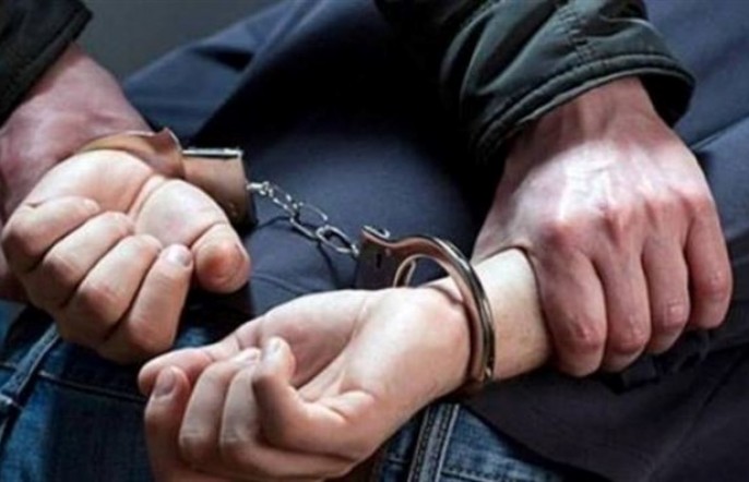 Банда увірвалася до будинку на Броварщині: побили та пограбували хазяйку, викрали автівку