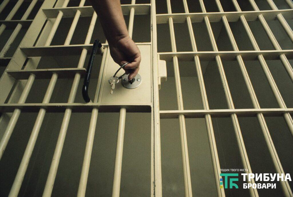 Ґвалтівникам неповнолітньої дівчини загрожує до 12 років ув’язнення ґрати