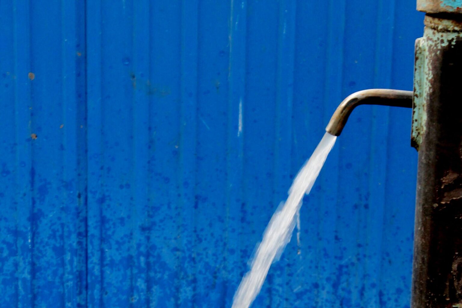 У броварських колонках для пиття виявлено кишкову паличку, нітрати і завищену жорсткість колонка / бювет