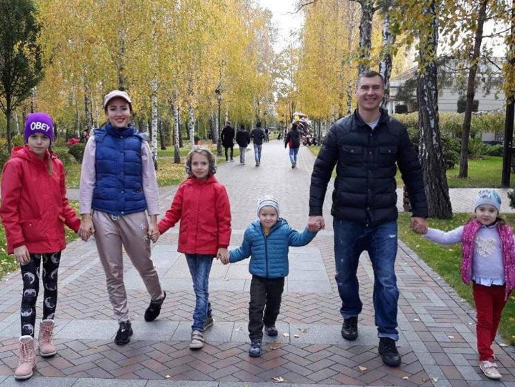 На замітку багатодітним родинам: посвідчення видаватимуть у «Прозорому офісі»