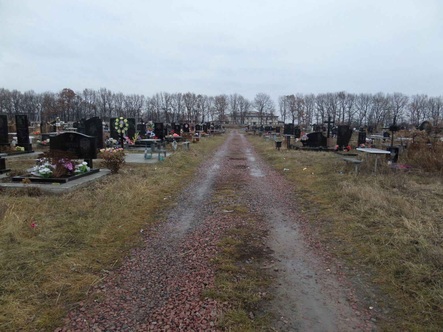 Броварська ритуальна служба планує підвищити вартість на свої послуги. ПРАЙС цвинтарна дорога