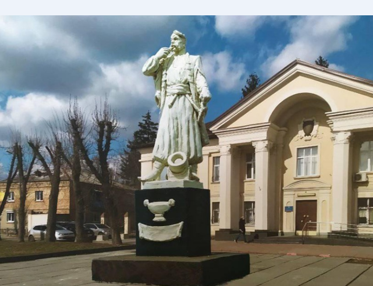 Замість Леніна перед прокуратурою встановлять пам’ятний знак Броварській козацькій сотні