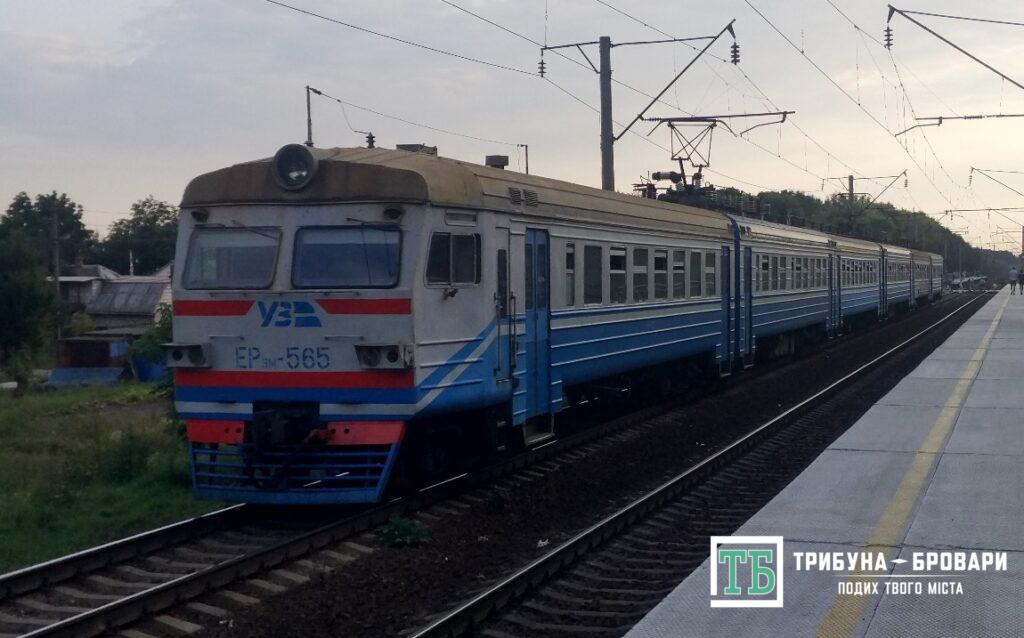 Електрички «Київ – Ніжин» і «Київ – Конотоп» зношені на 92 %, число вагонів скорочують, – «Укрзалізниця» електричка