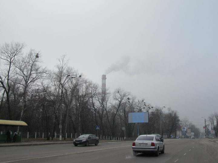 У Броварах повітря несе ризик для людей із хворобами органів дихання: дані телеграм-бота Індекс забруднення якості повітря