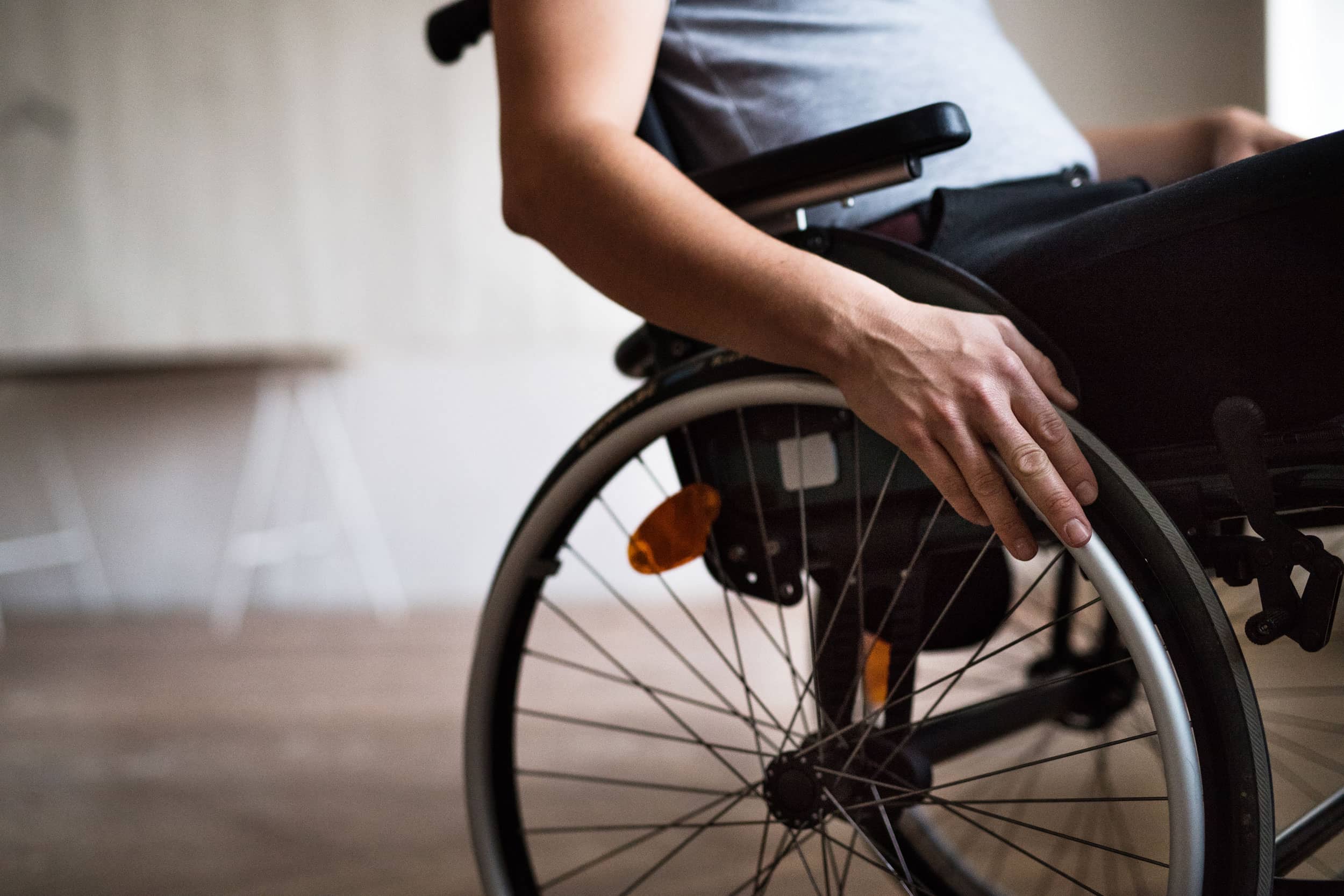 Підтримка міста: оголошено конкурс для підприємств, де працюють 80% осіб із інвалідністю інвалідність