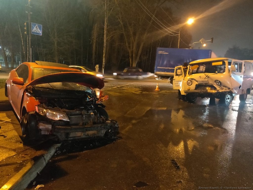 ДТП, аварія, Зелений папуга