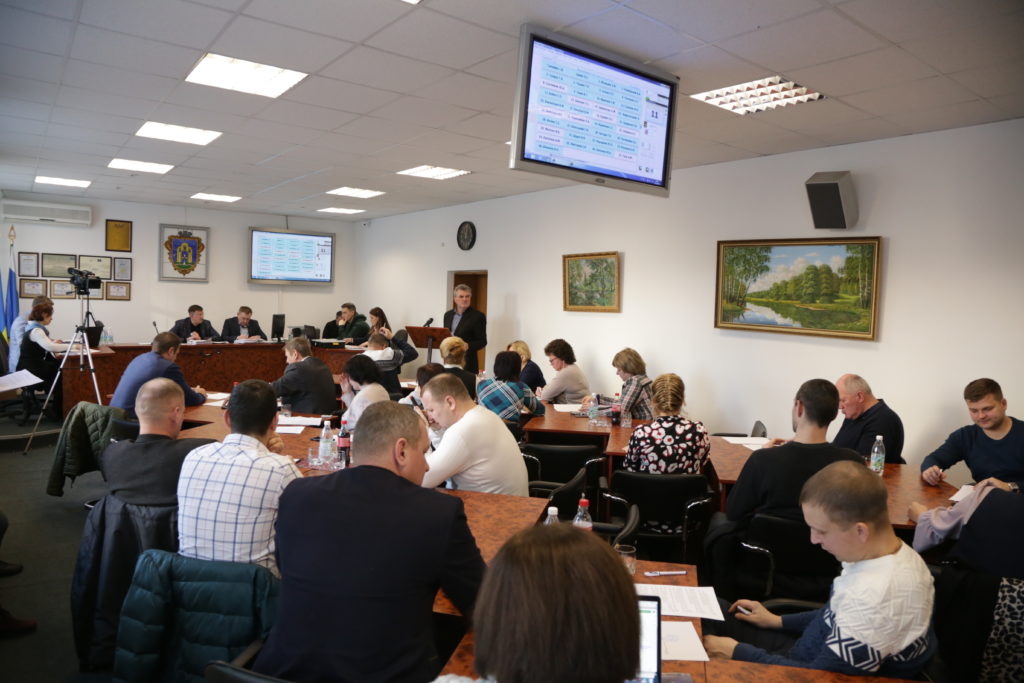 Броварські депутати затвердили надбавки чиновникам та освітянам Сесія БМР