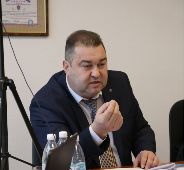 Про квартирні крадіжки, збут наркотиків та декларування доходів, – депутати заслухали звіт головного прокурора міста прокурор