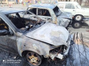 згоріли автівки