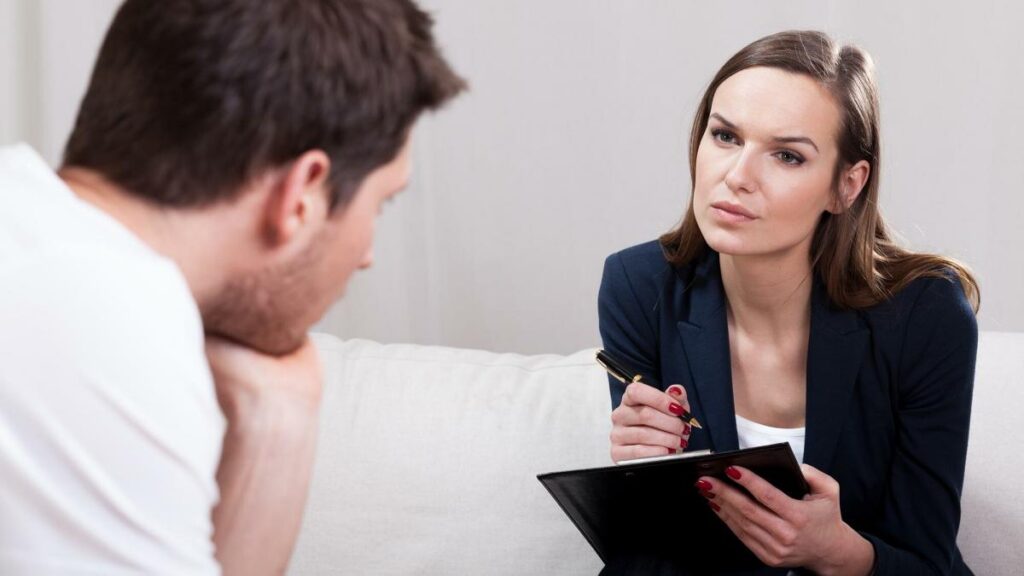 Як пережити карантин: поради психологів поліції розмова, співбесіда, психолог