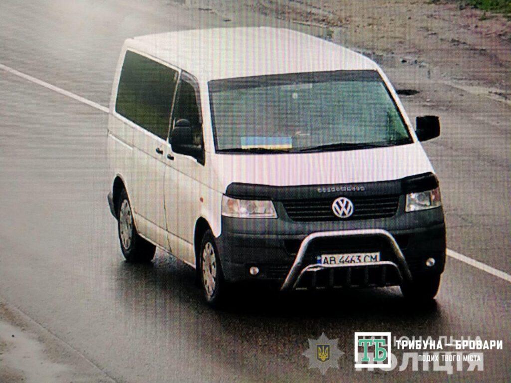 Поліція розшукує автівки, якими втекли учасники стрілянини на Торгмаші розшук авто