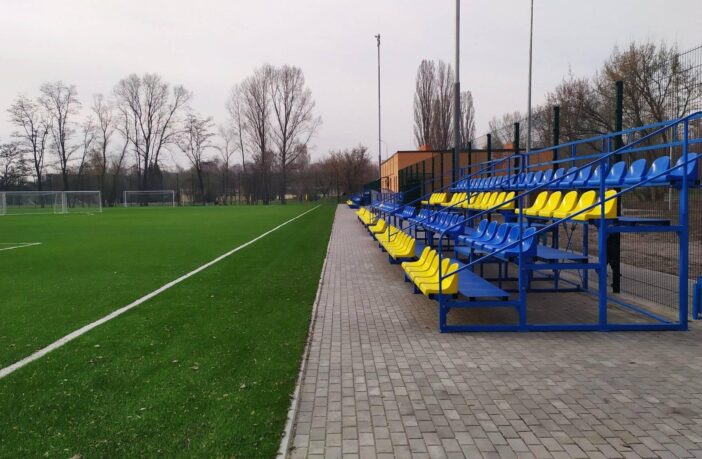 Перелік категорій команд, яким надано пільги на користування футбольним полем КП МФК «Бровари» стадіон у парку "Перемога"