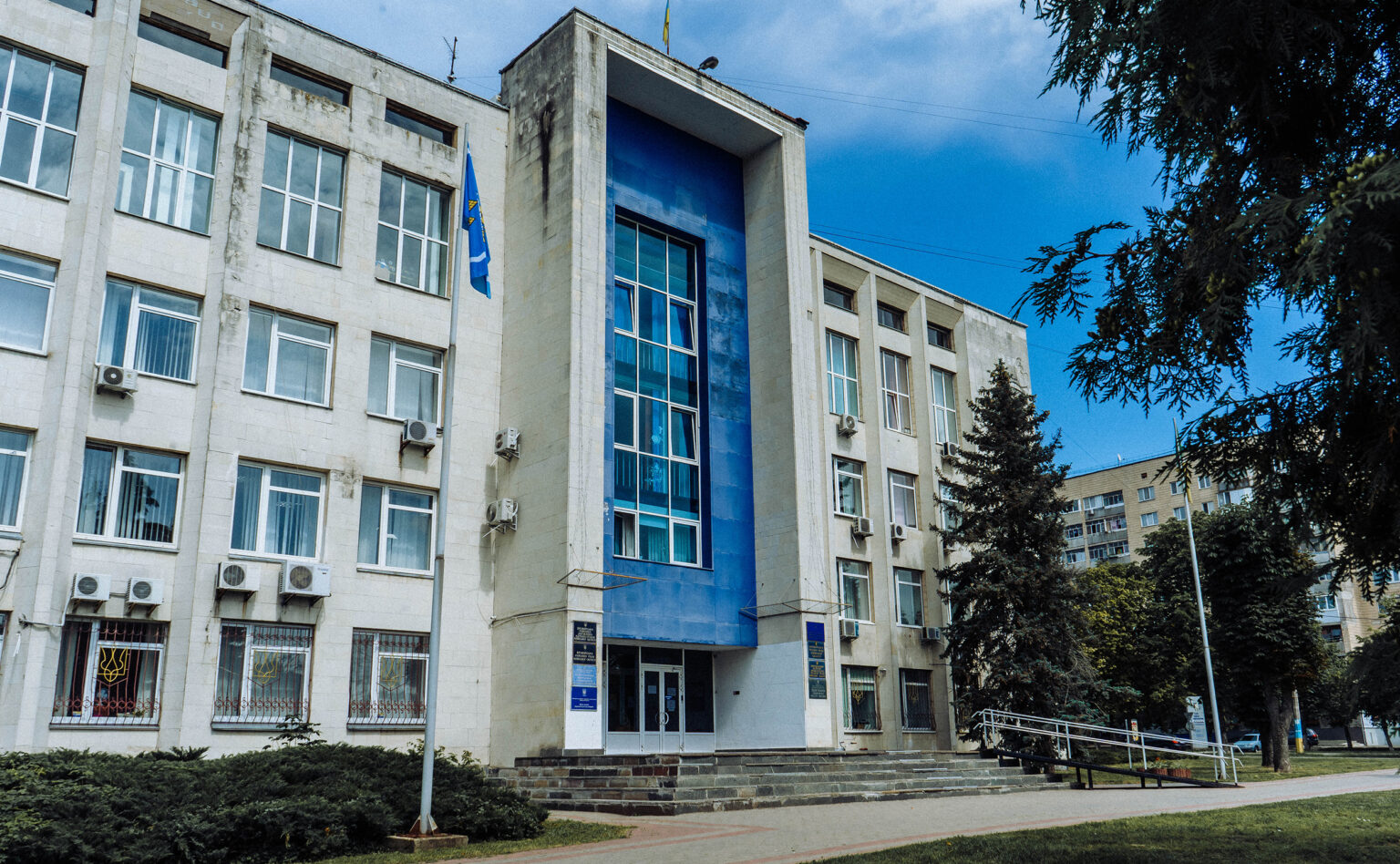 Будівля БМР і БРДА