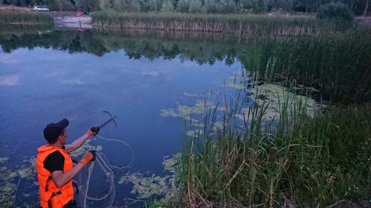 Потопельник: озеро біля «Ялинки» знову забрало життя. ФОТО Потопельник 19.08.2020