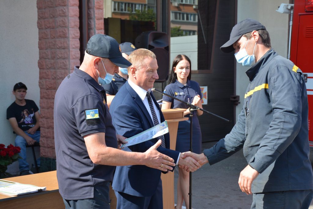 Привітання з Днем рятівника