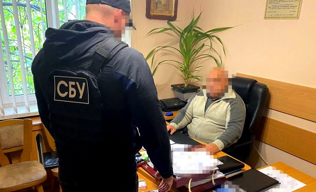 На хабарях «спіймали» керівництво броварської Держпродспоживслужби – СБУ. ФОТО СБУ викрила керівництво Броварського управління Держпродспоживслужби Ситюк