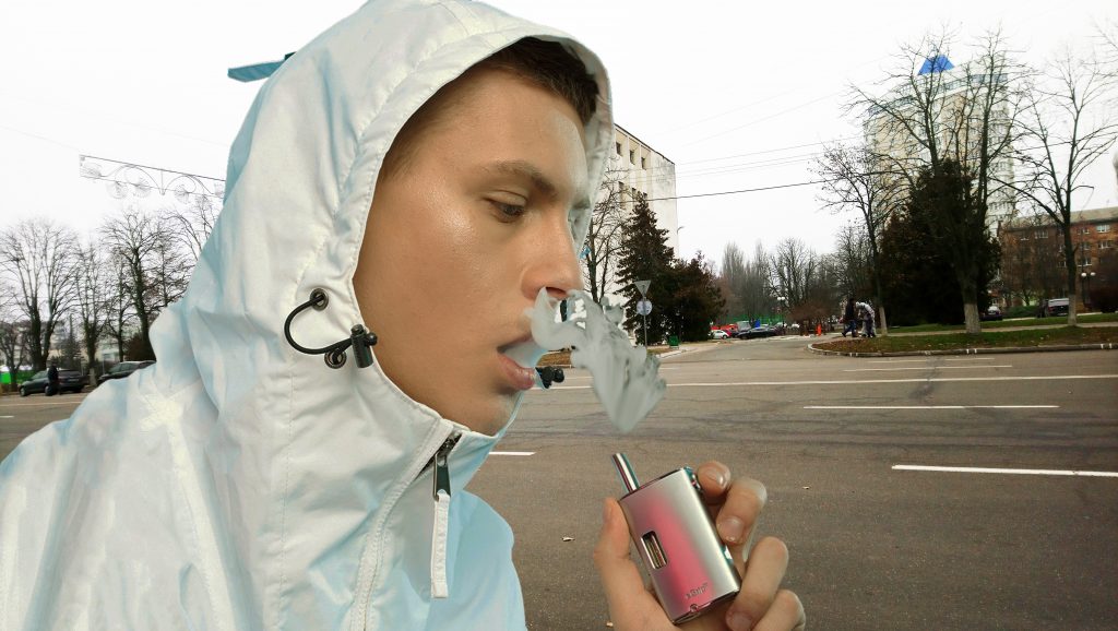 заборонили продавати електронні сигарети дітям