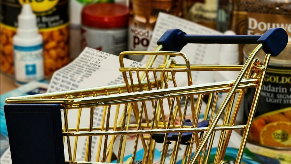 Продаж товарів у магазинах