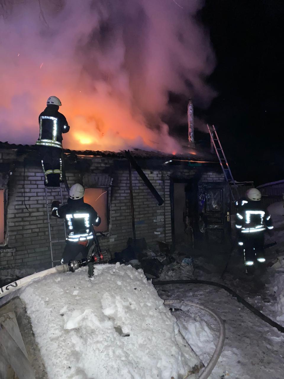 Горить житловий будинок у Світильні 19.02.2021, фото - ДСНС