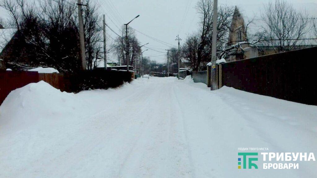 Підготування до зими: у Броварській громаді зможуть залучати техніку з інших підприємств прибирання снігу