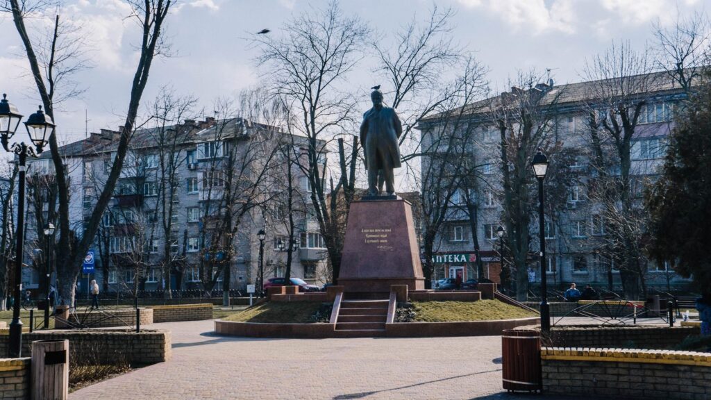пам'ятник Шевченку у Броварах
