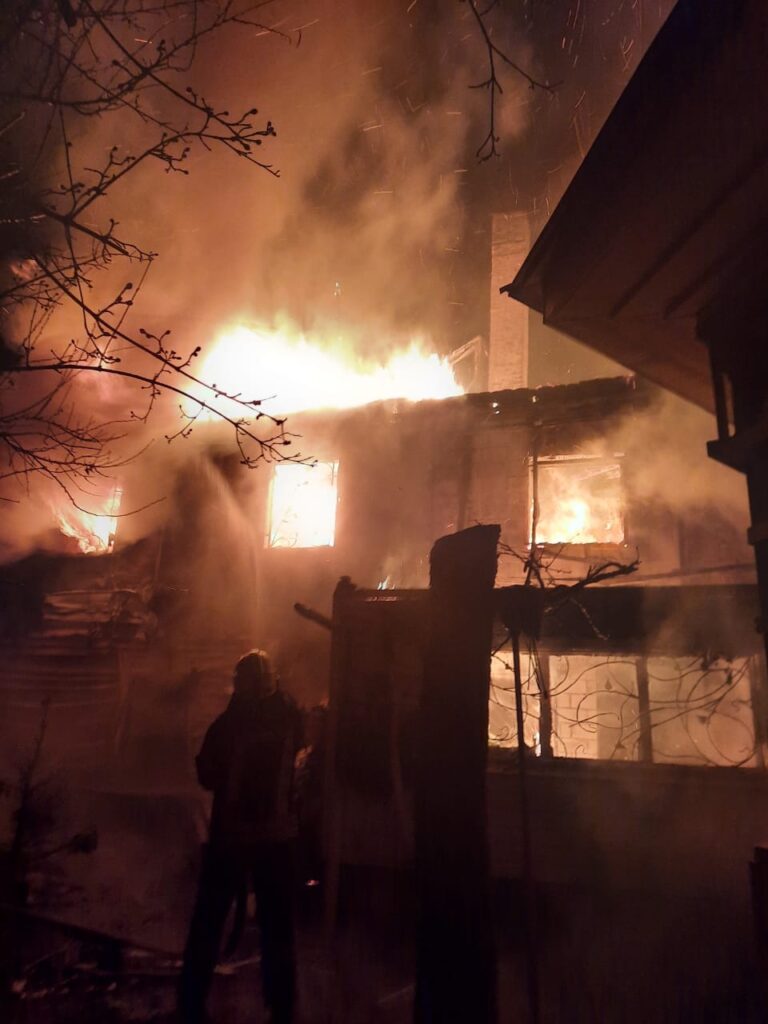 Пожежа в Зазим'ї 8 березня