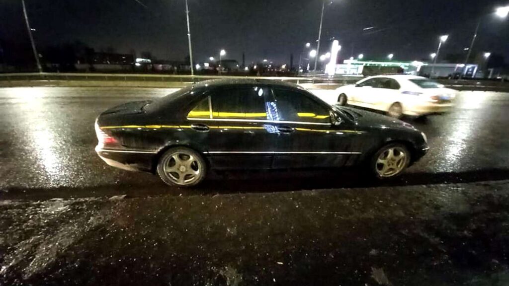 Побили та заштовхали в автівку: на Броварщину затримали викрадачів 19-річного юнака