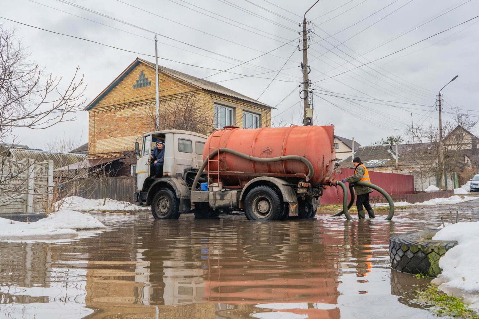 Вул. Запорізької Січі