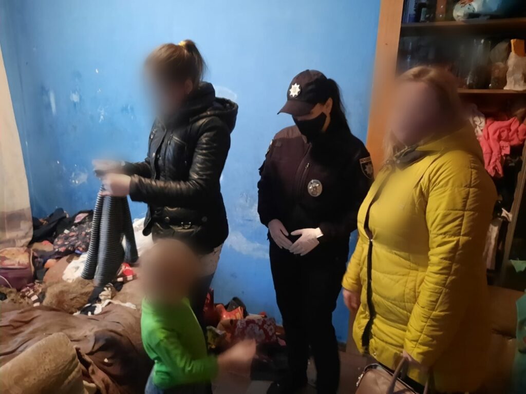 невиконання батьківських обов'язків Плоске