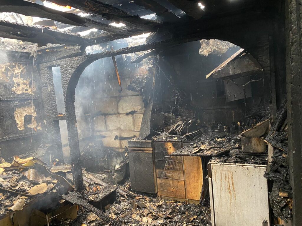 Пожежа в селі Рожни, будинок, фото - ДСНС