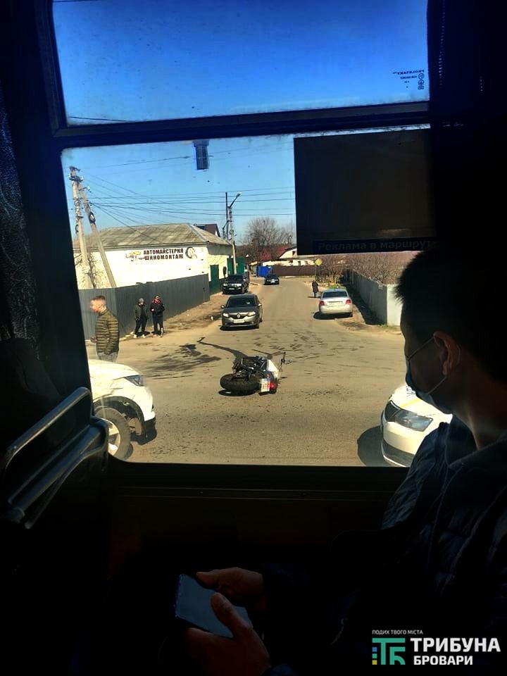 ДТП на Вітерці, Нісан і мотоцикл