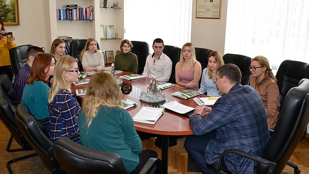 У Броварах формують нову молодіжну раду. АНКЕТА молодіжна рада