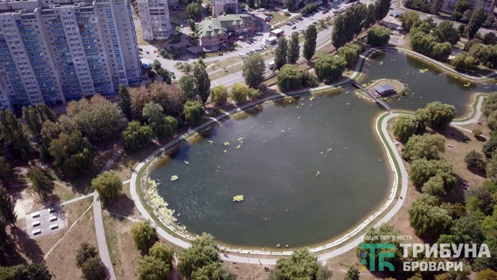 Озеро в парку «Перемога» паспортизують. Чи можна буде купатися?