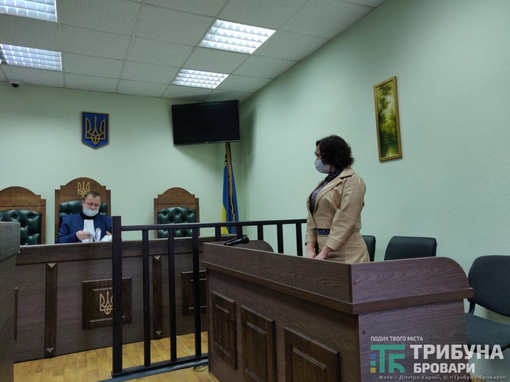 Суддя Валерій Василишин і Ірина Веремчук