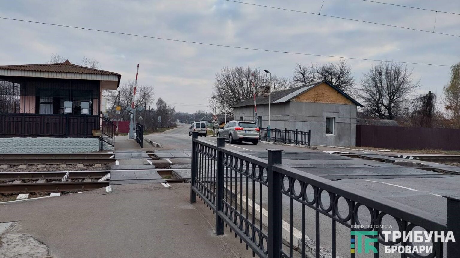 У Броварах чоловік загинув під колесами потяга. Самогубство?