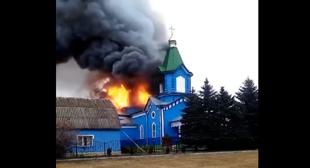 Нічого святого: у Броварському районі окупанти зруйнували 2 церкви, в Україні – понад 60. ОНОВЛЕНО спалена церква в Заворичах