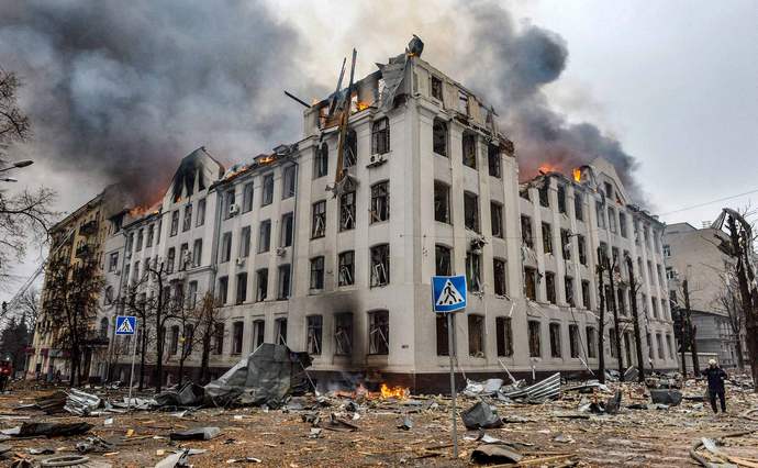 Заплановано кроки, щоб економіка країни в умовах війни запрацювала наповну розбомблене місто