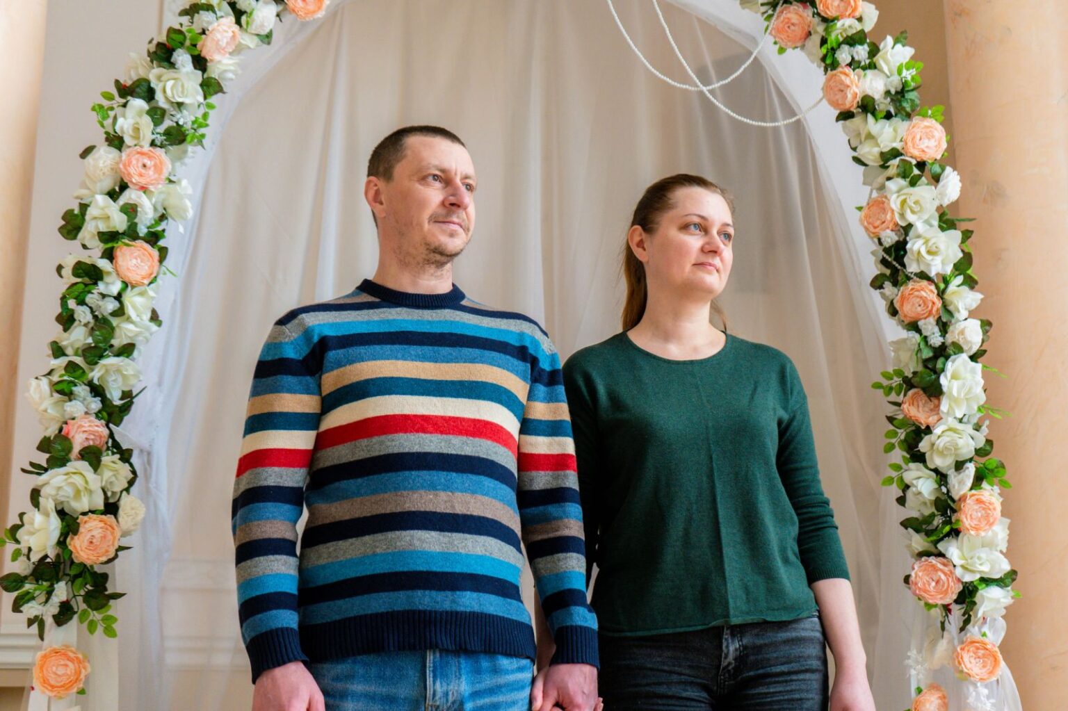 Перші під час війни: відразу дві пари «розписалися» в Броварському відділі ДРАЦС подружжя