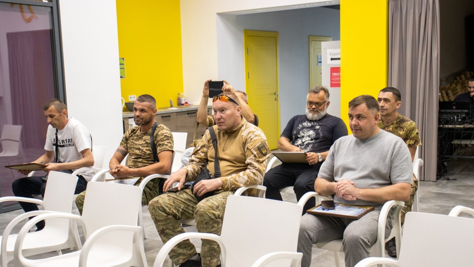У Броварах до Дня батька нагородили найкращих татусів громади (ФОТО)